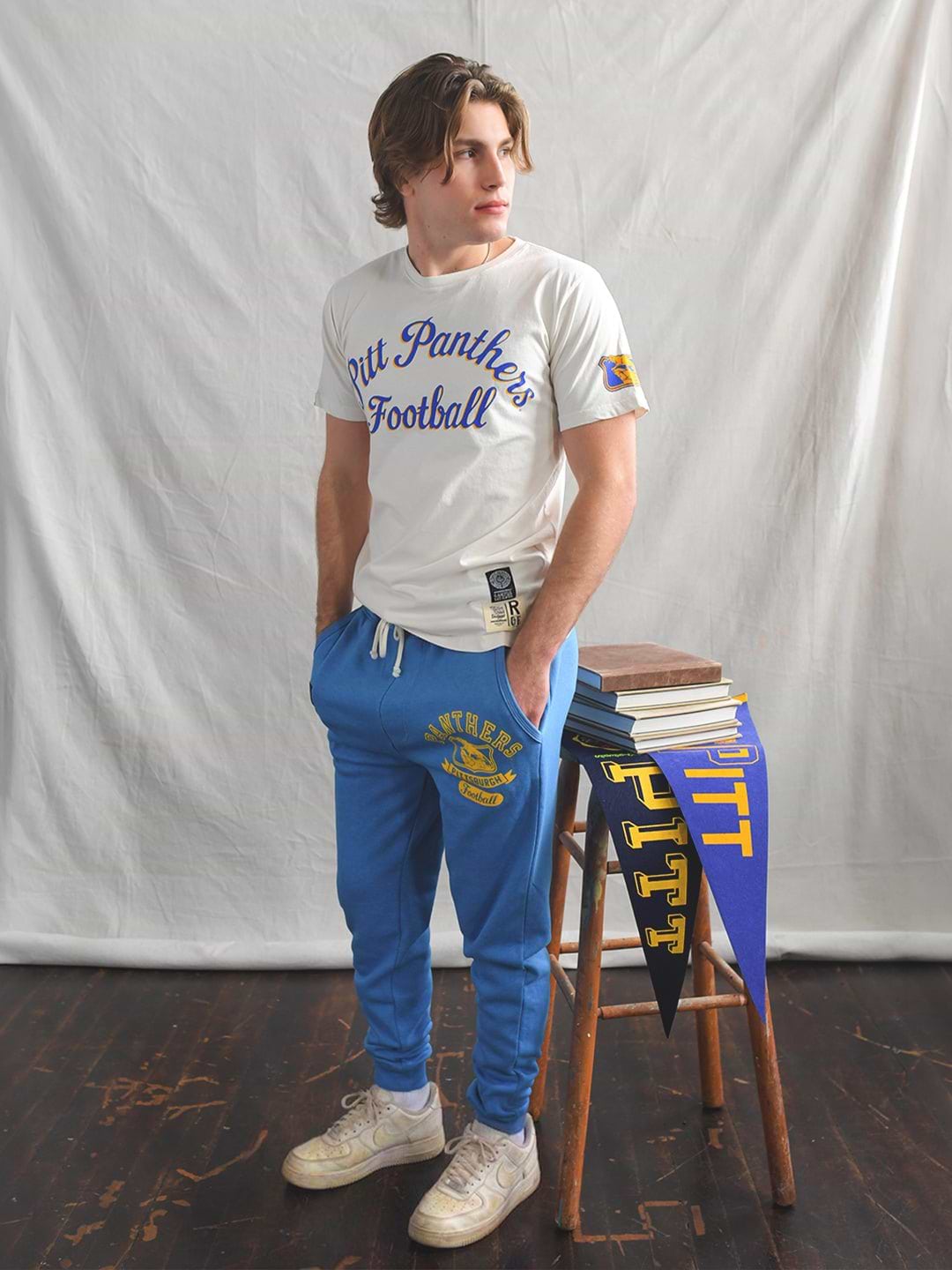PITT - Panthers Football Vintage White Tee - Roots of Fight Canada