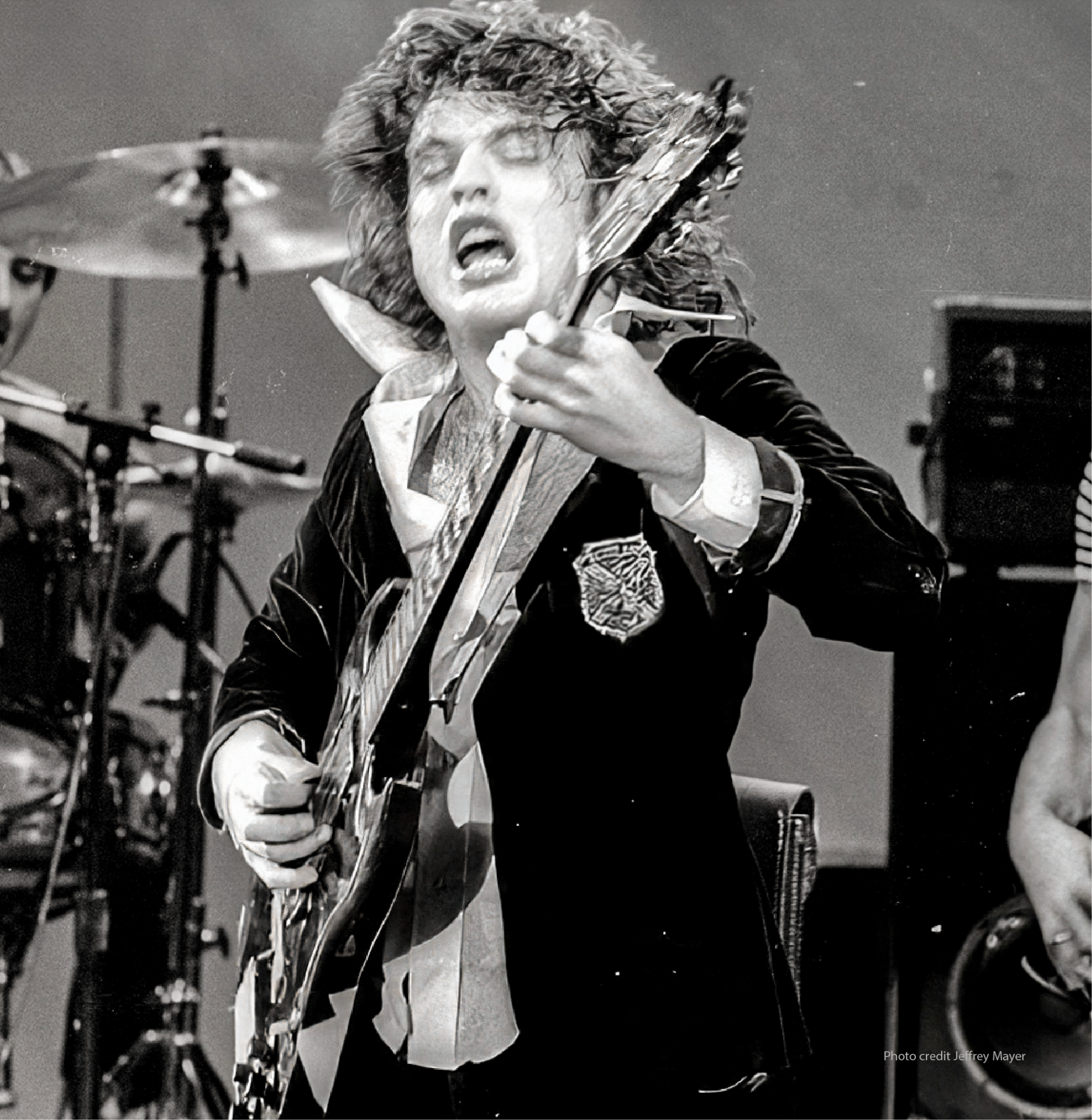 AC/DC - Roots of Fight