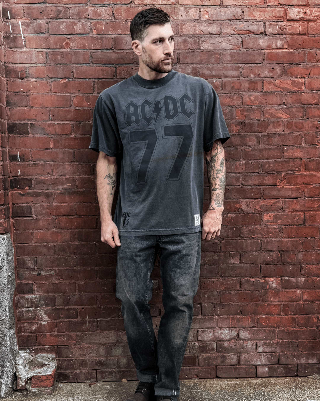 AC/DC '77 Charcoal Heavyweight Tee - Roots of Fight