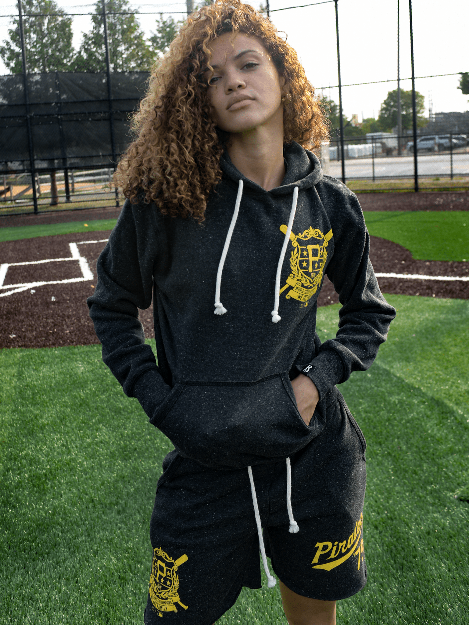 PIT Pirates '79 World Champs Black PO Hoody - Roots of Fight