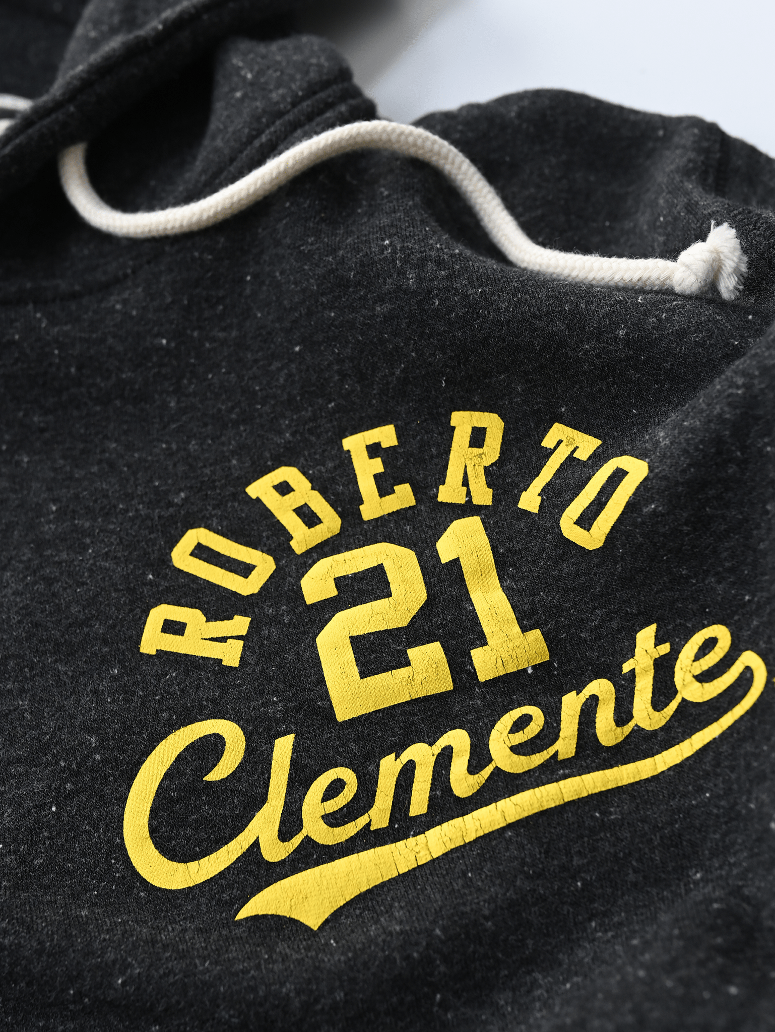 PIT Pirates Roberto Clemente Legacy Black PO Hoody - Roots of Fight