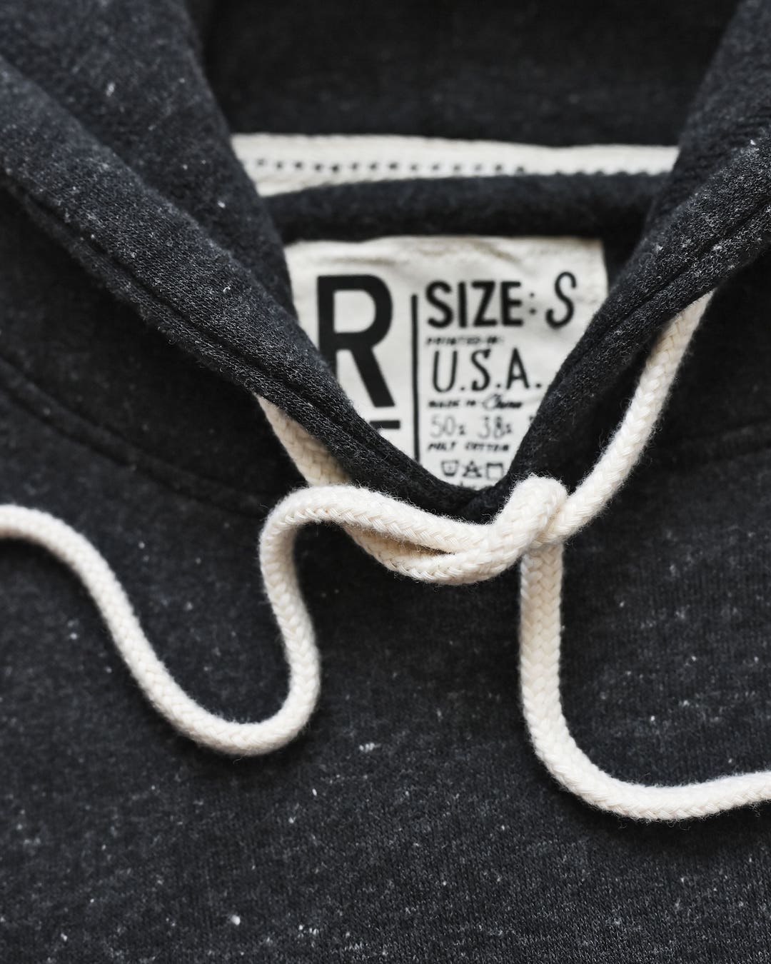 Supersoft Midweight Heather Black Hoody - Roots of Fight