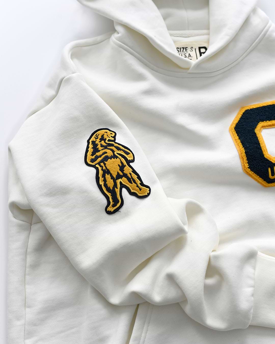 UCLA - Robinson Era White Heavyweight PO Hoody - Roots of Fight