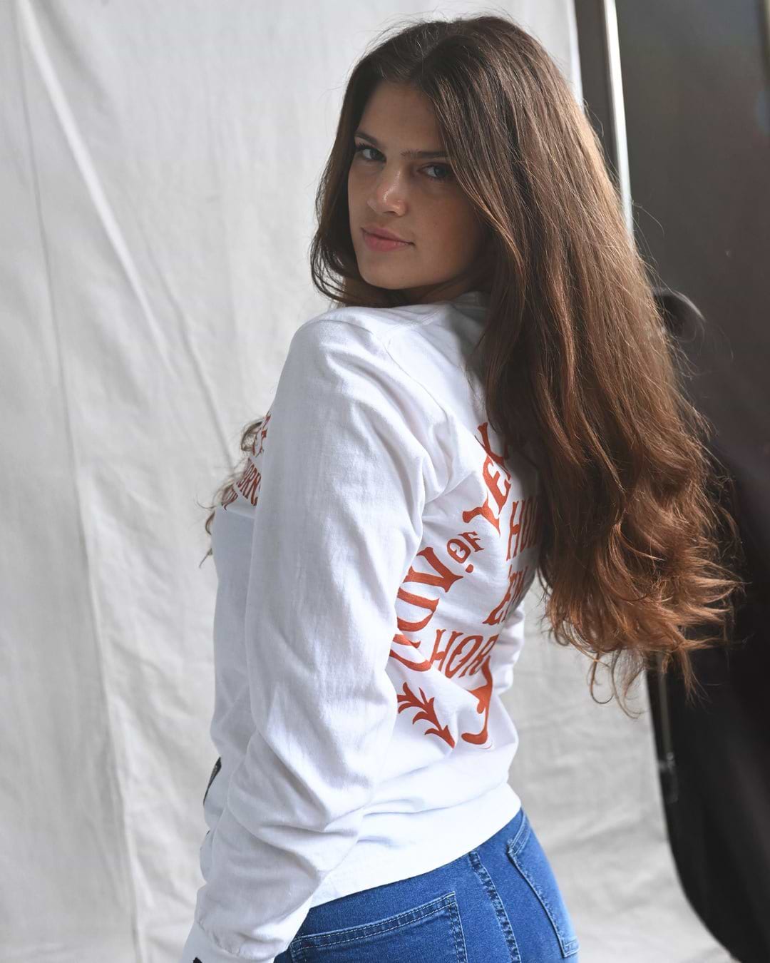 UT - Longhorns Hook 'Em White Long Sleeve Tee - Roots of Fight