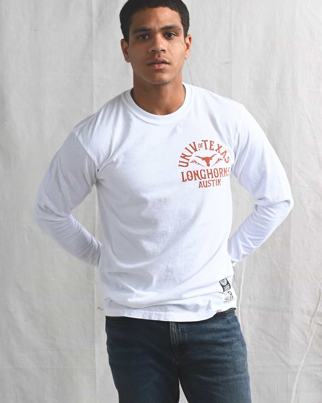UT - Longhorns Hook 'Em White Long Sleeve Tee - Roots of Fight