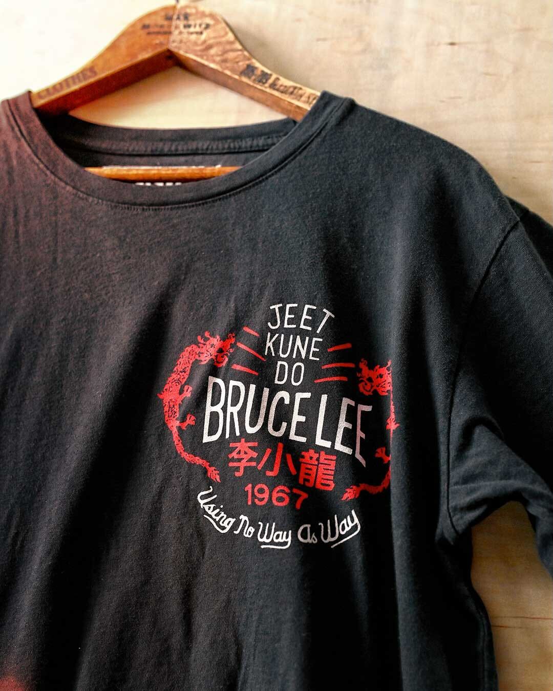 Bruce Lee &#39;Using No Way as Way&#39; Black Tee - Roots of Fight Canada