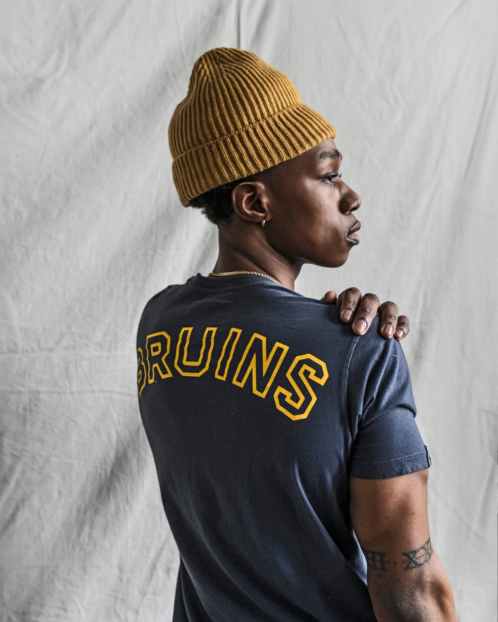 UCLA - Jackie Robinson Basketball #18 Navy Tee - Roots of Fight