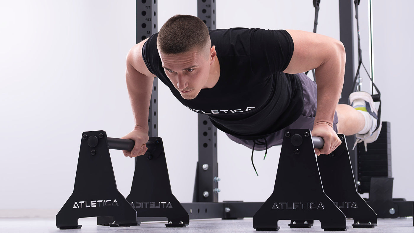 Functional Fitnessstudio einrichten Parallettes