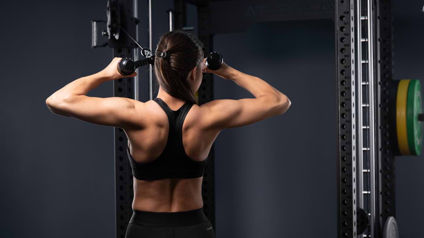 Die besten 5 Übungen für ein effektives Schultertraining | ATLETICA