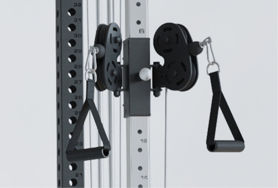 R8 Drift Pro Power Rack: Unabhängige Pulleys ermöglichen unilaterale Übungen