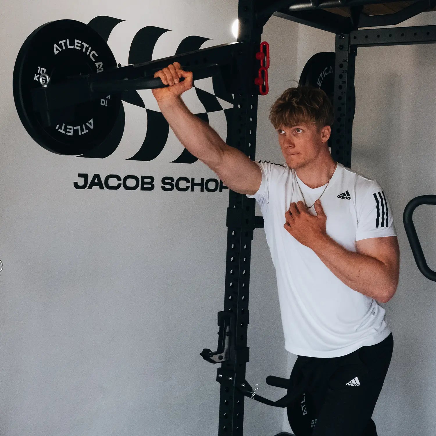 Jacob Schopf Home Gym: R7 Power Rack