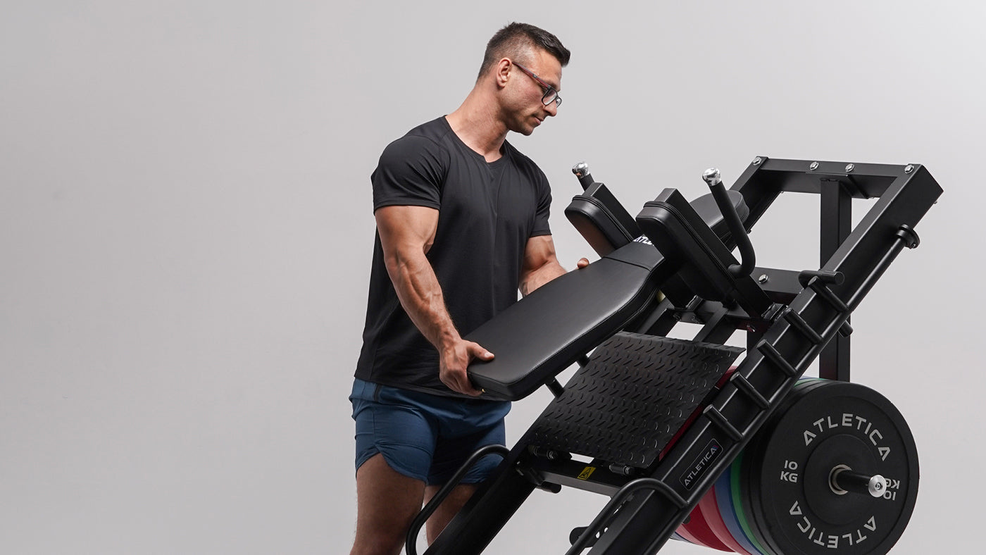 Hack Squat Übung