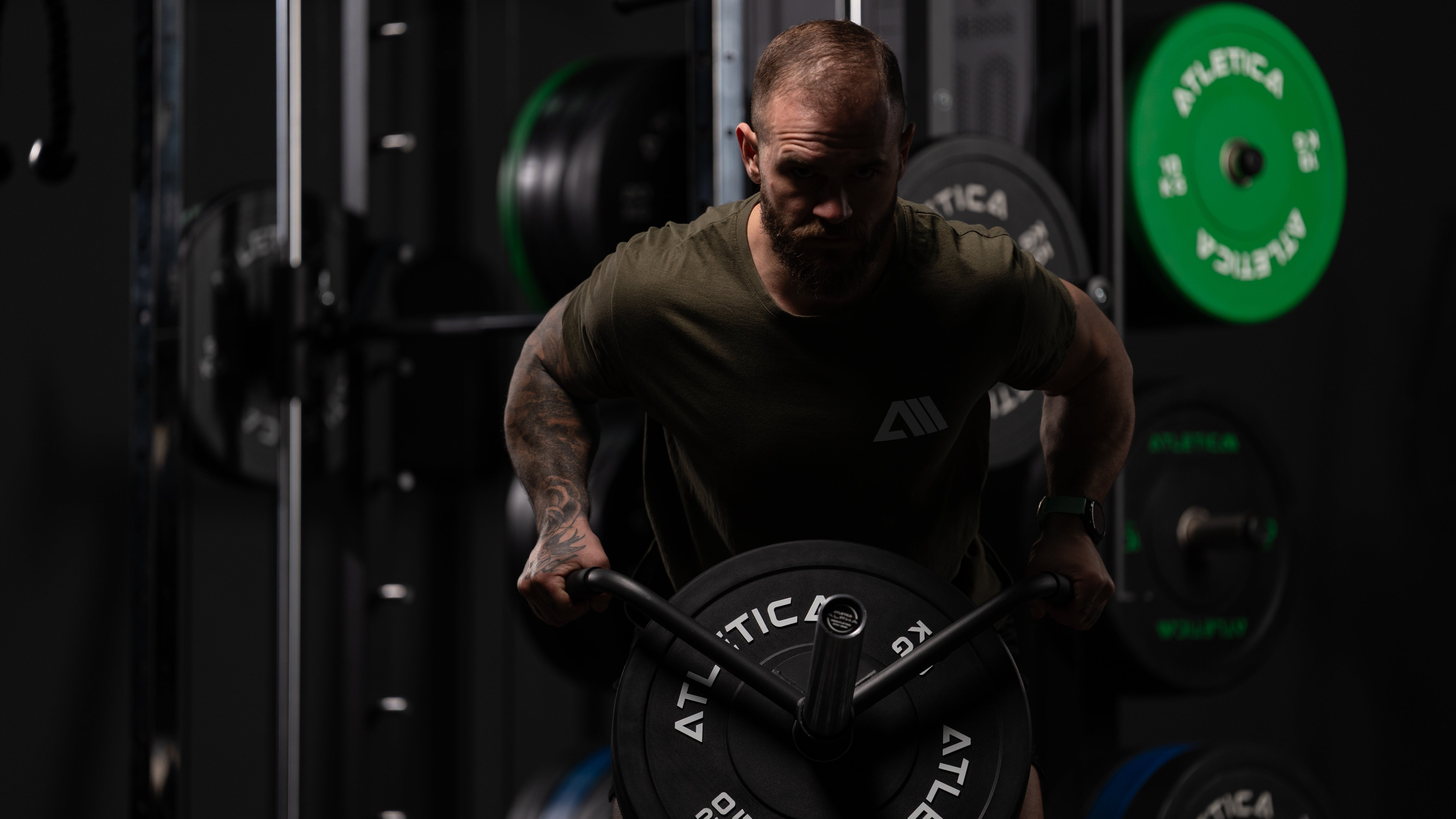 Back training on the weight machine