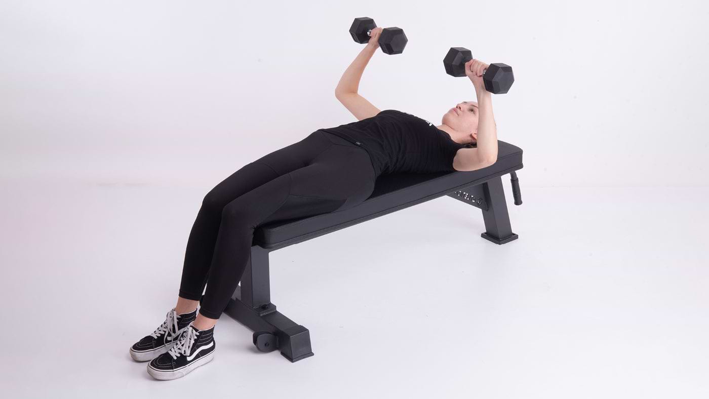 upper body training with dumbbells