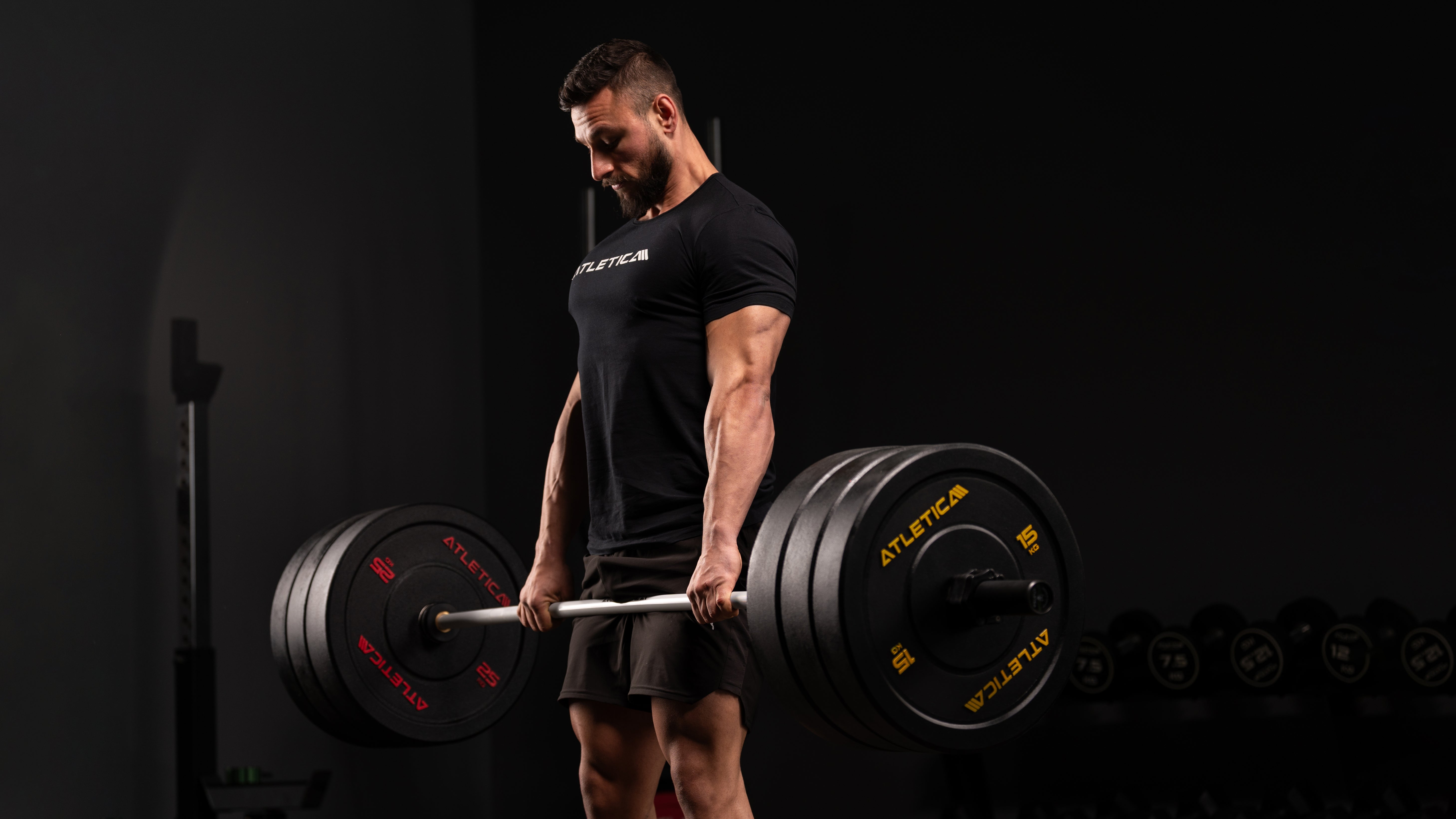 Kreuzheben mit der Langhantel mit Bumper Plates