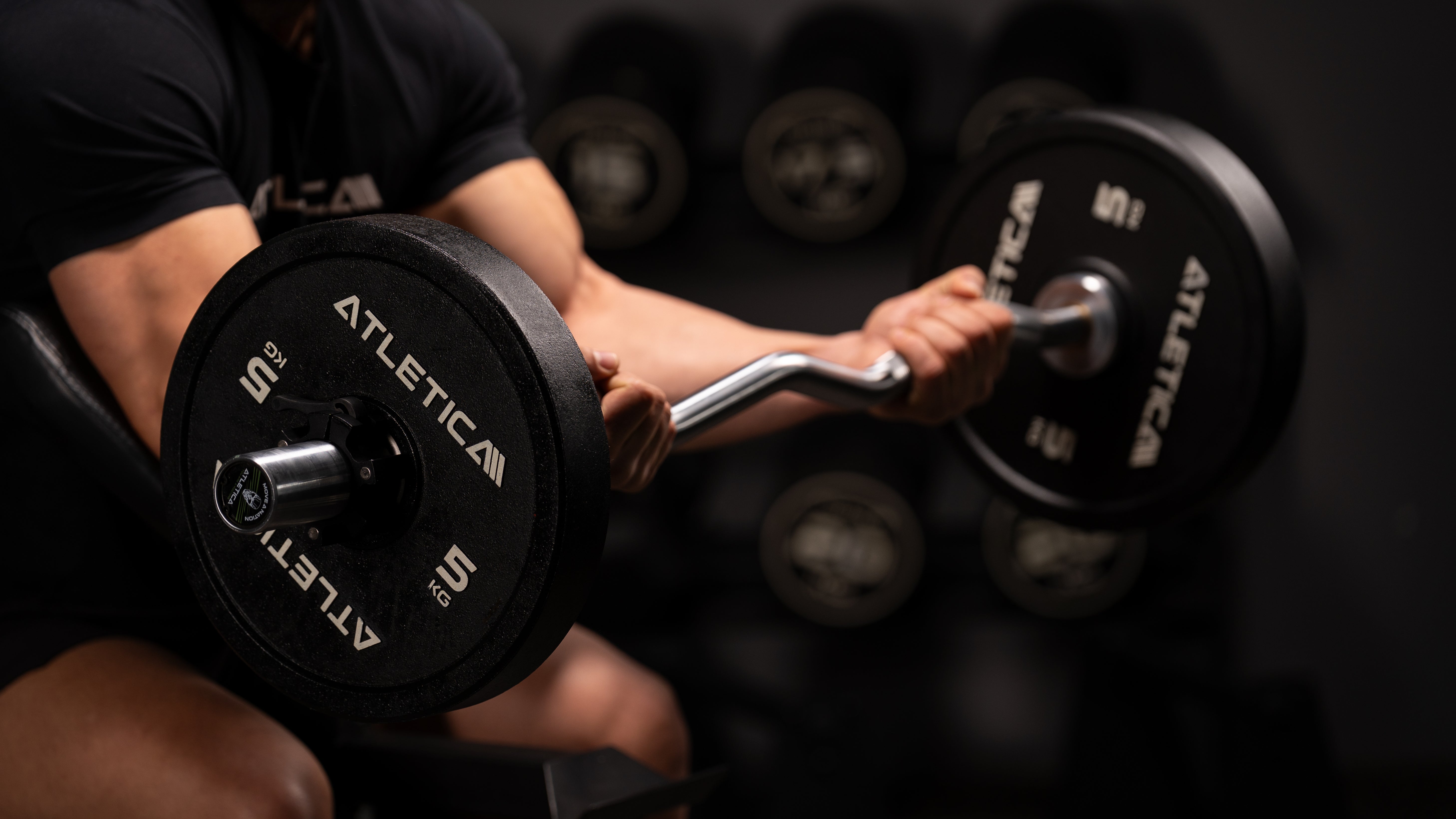 Bumper Plates an der Langhantel