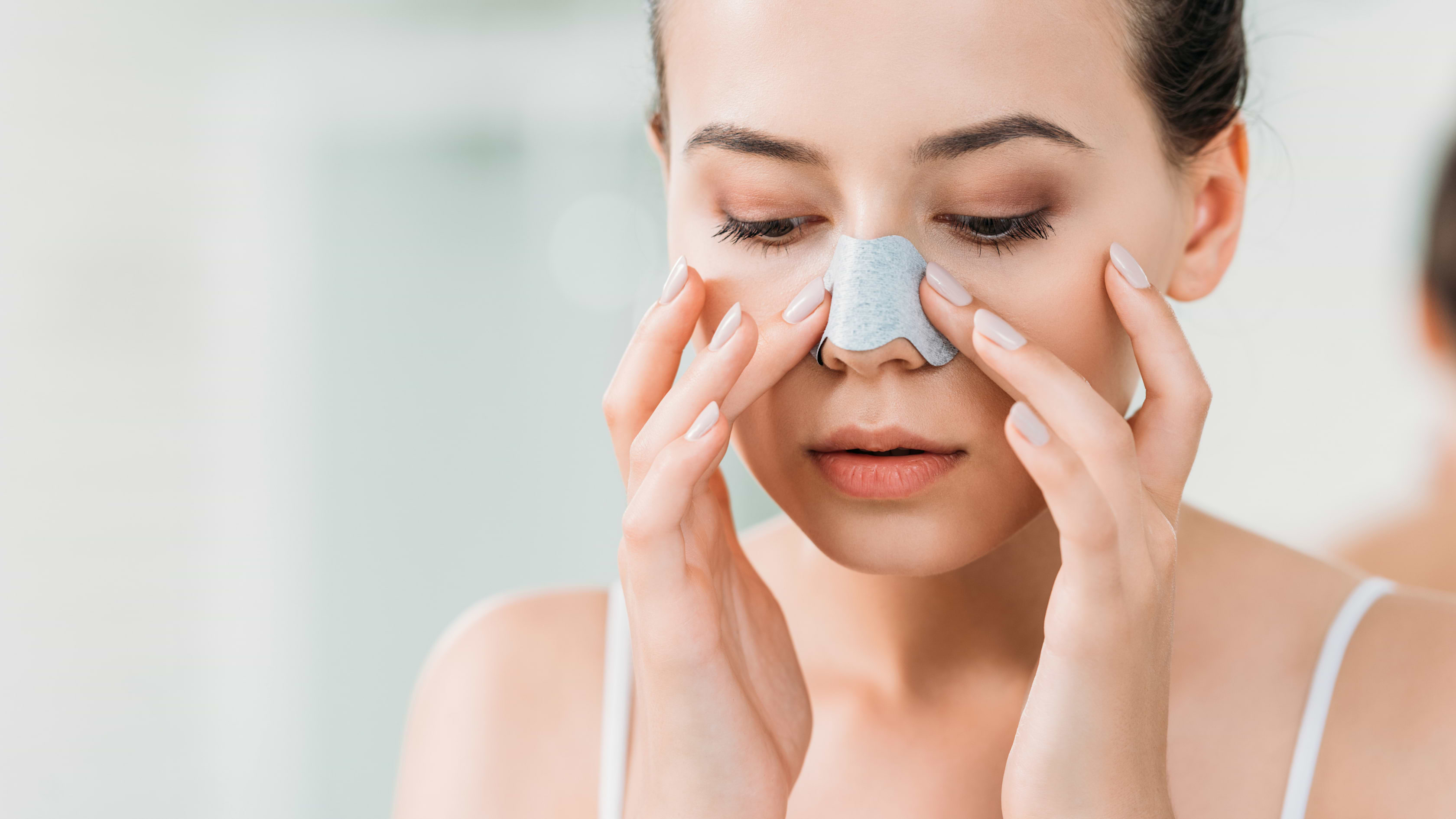 Are Nose Strips Effective on Blackheads? What do Experts Say! – Minimalist