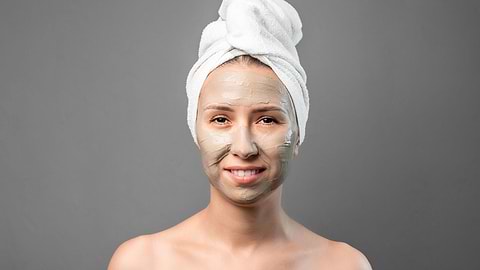 A Minimalist Exclusive: Are Face Masks Really Effective?