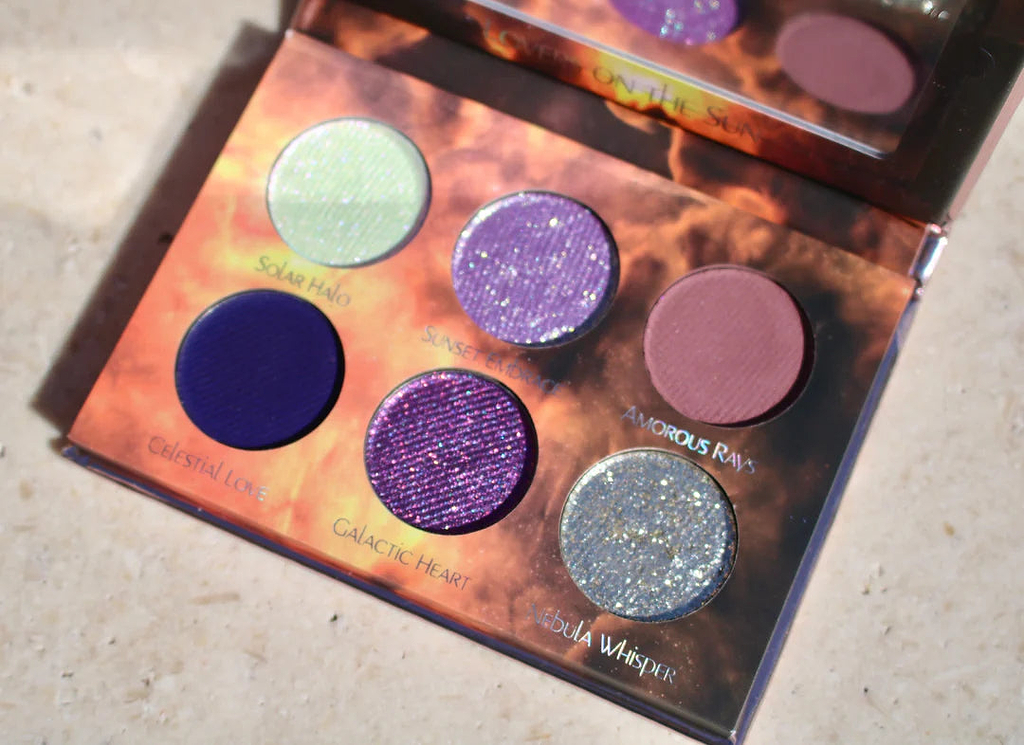 LOVERS ON THE SUN PALETTE (LUNAR)