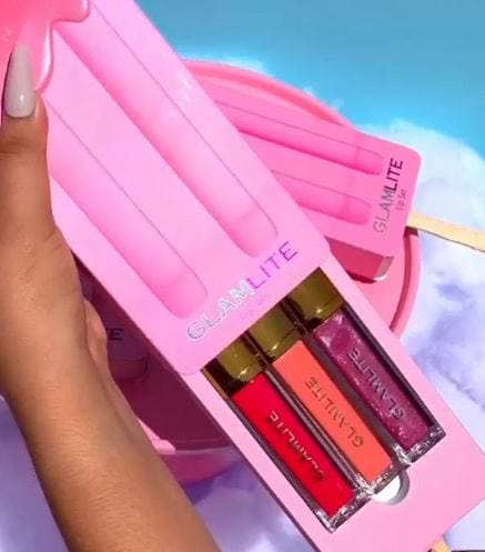 Strawberry Popsicle Set
