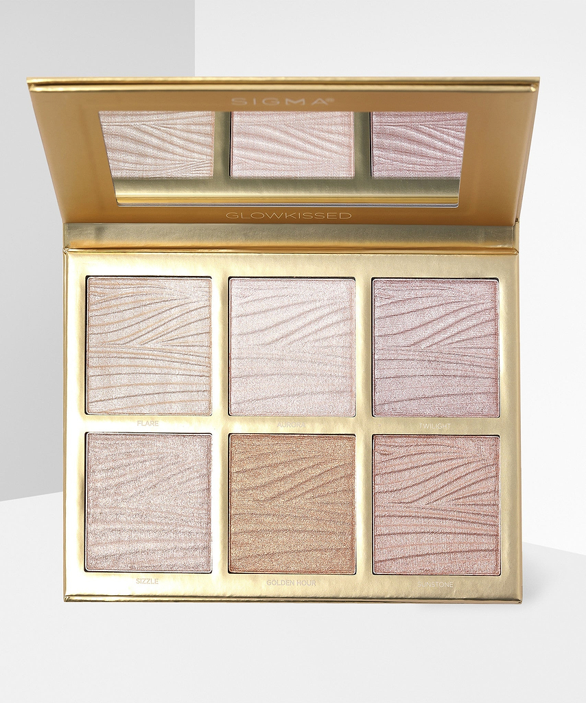 Glowkissed Highlighter Palette