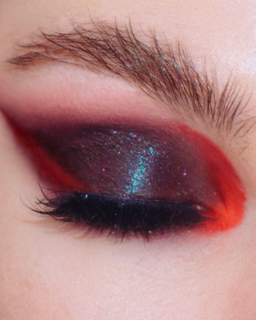 Multichrome Loose Eyeshadows - Lights out