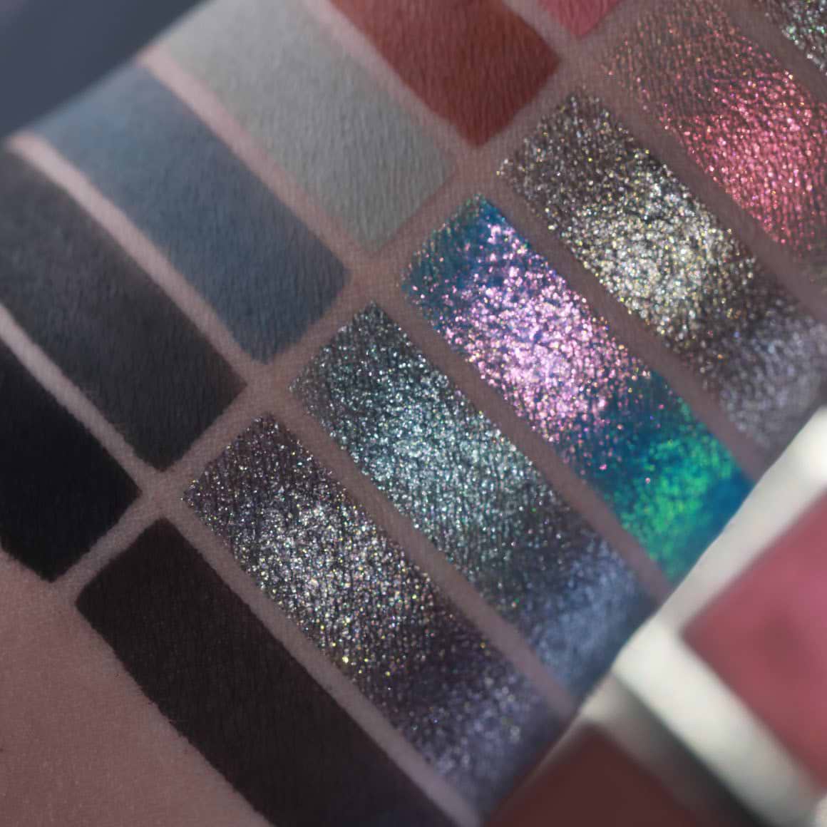 Smoulder palette