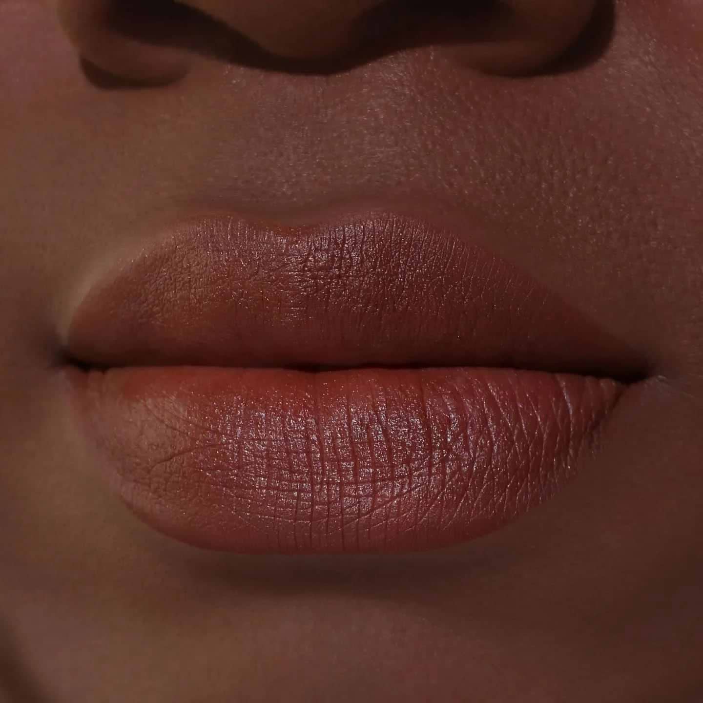 Psycho Shimmer Lipstick