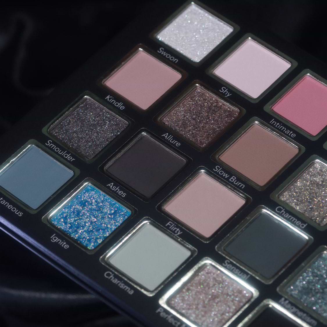 Smoulder palette