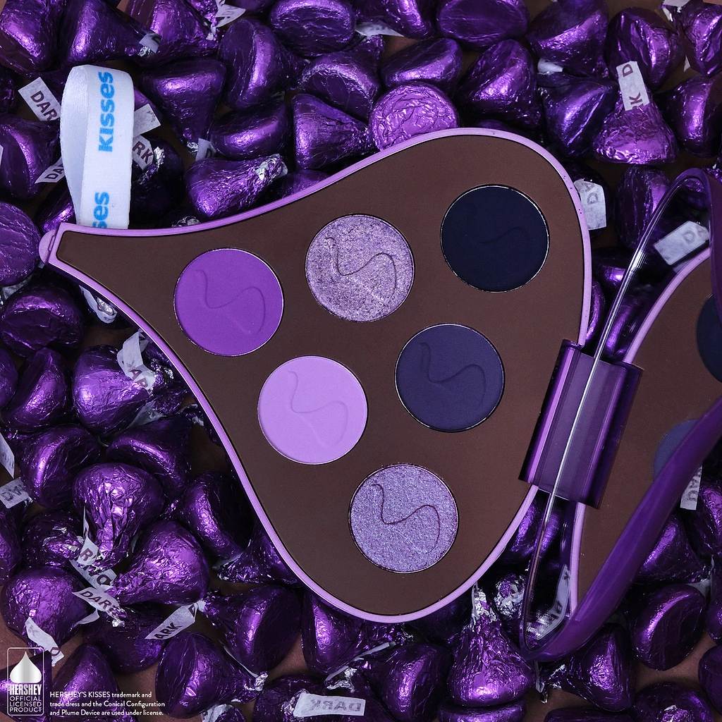 Hershey's Kisses X Glamlite Special Dark Palette