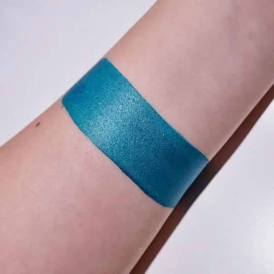 Wet liner Eyeliner