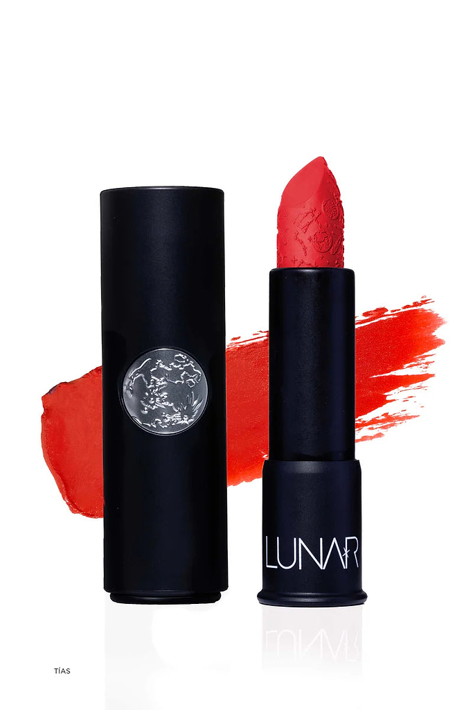 LIPSTICK- Tias
