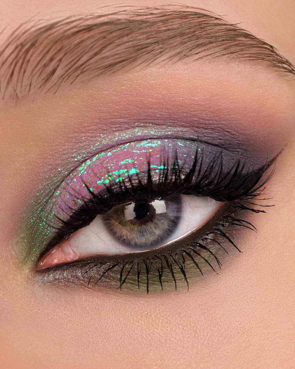 Multichrome Opal Eyeshadows - Birdsong