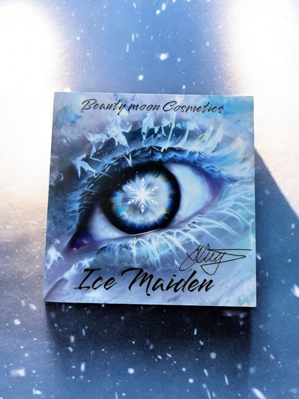 Ice Maiden eyeshadow palette