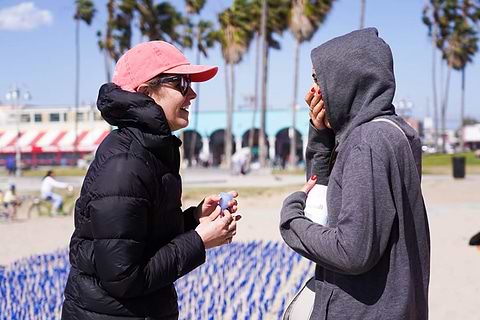 Women talking about tampons