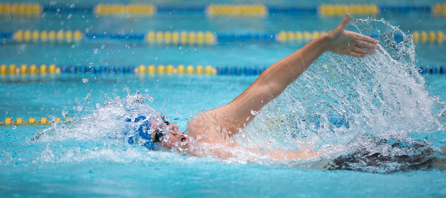 can you go swimming with a menstrual cup