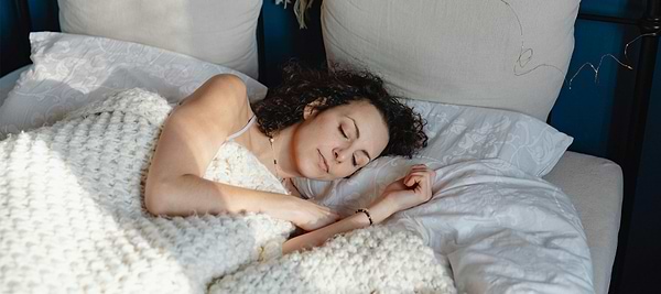 how long can you sleep with a tampon in