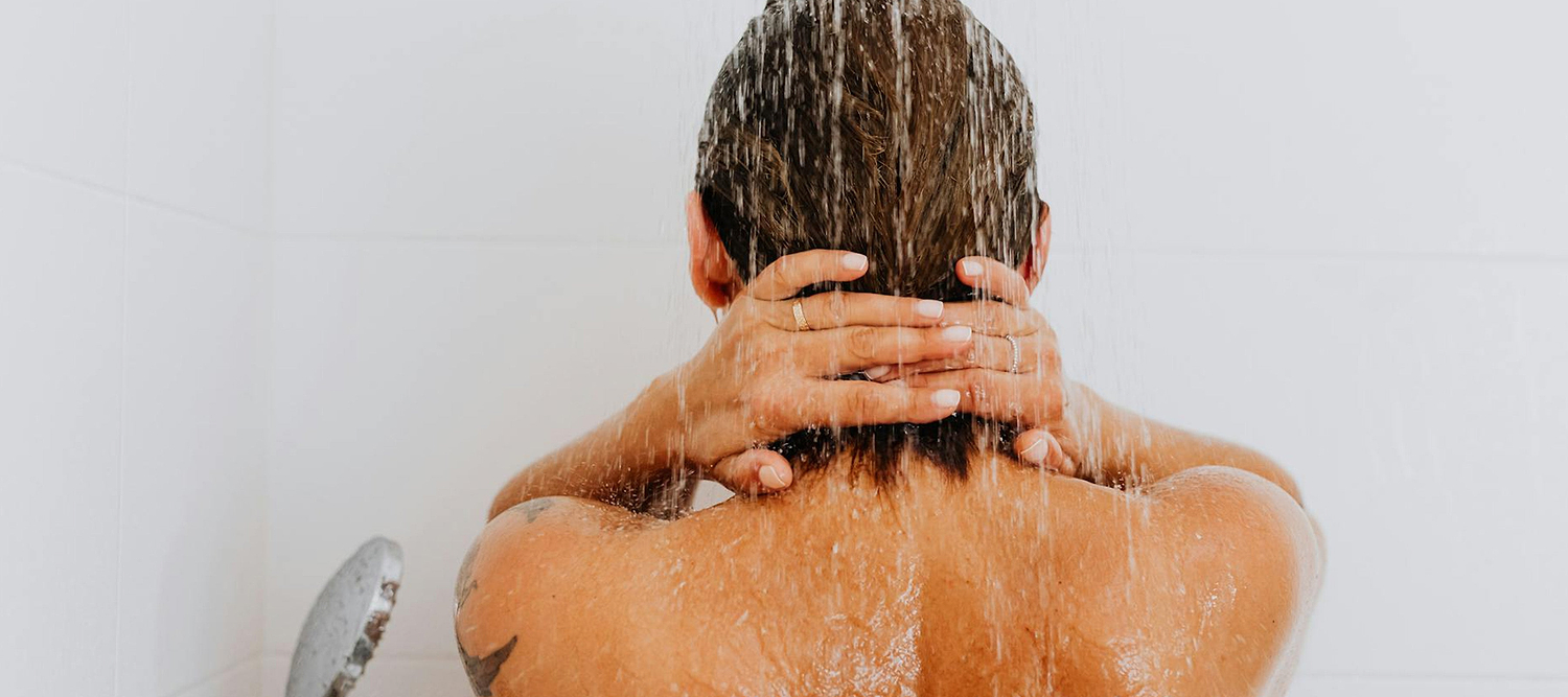 how to take a shower on your period