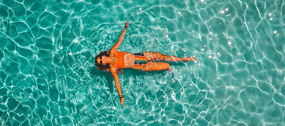 can i swim on my period without a tampon