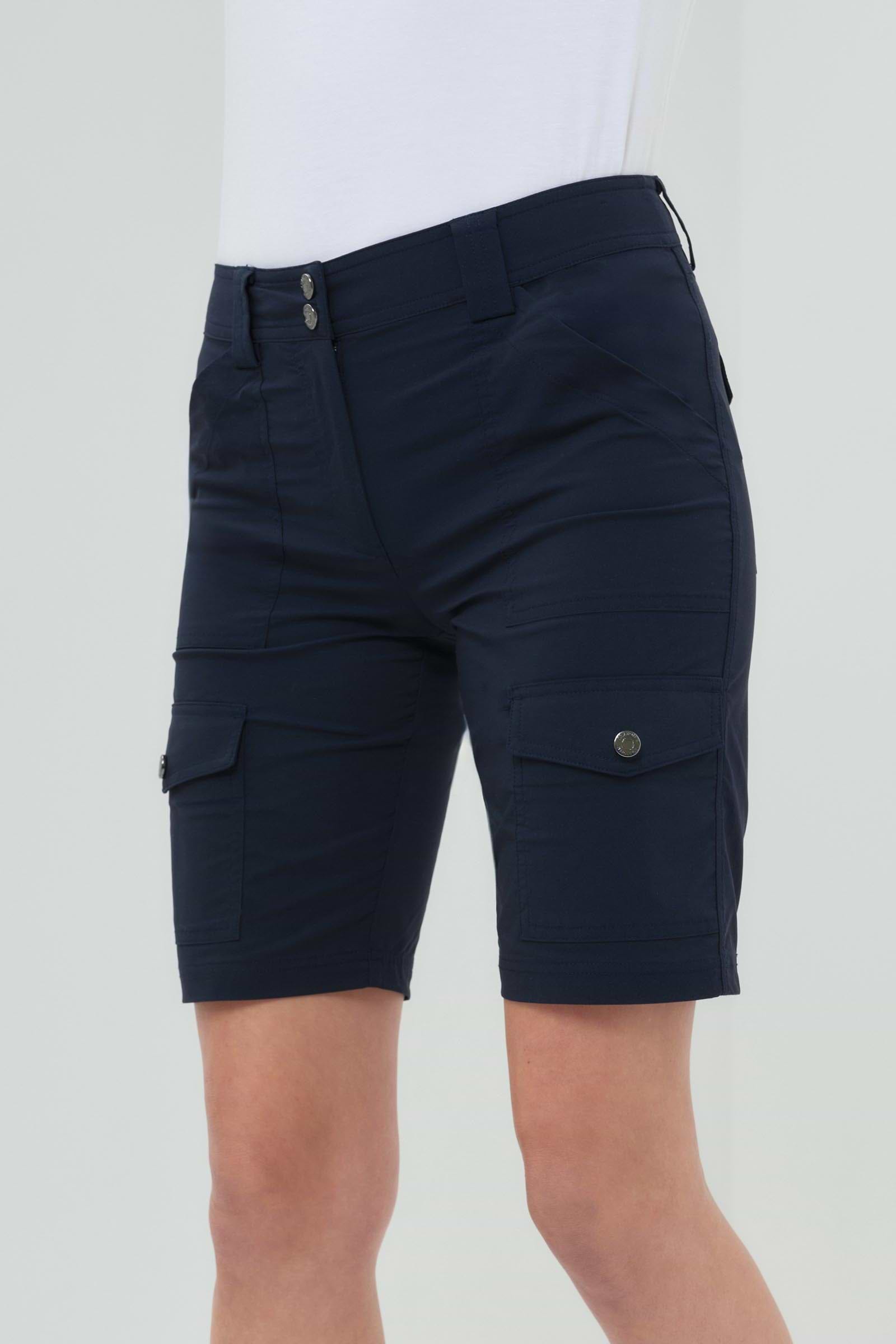 Navy ||