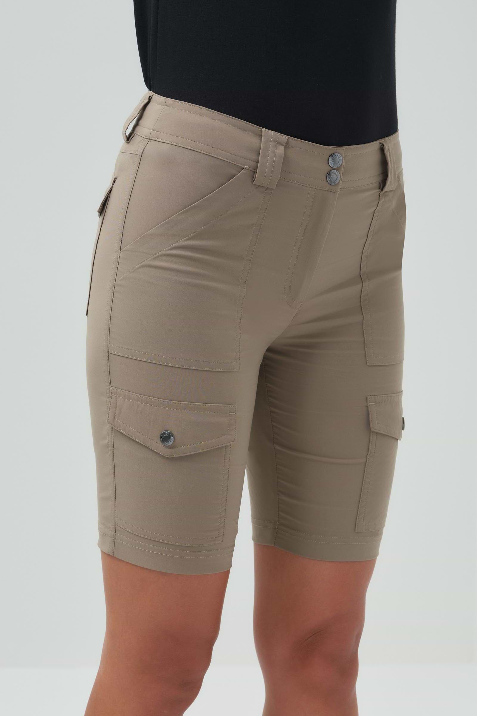 Khaki ||