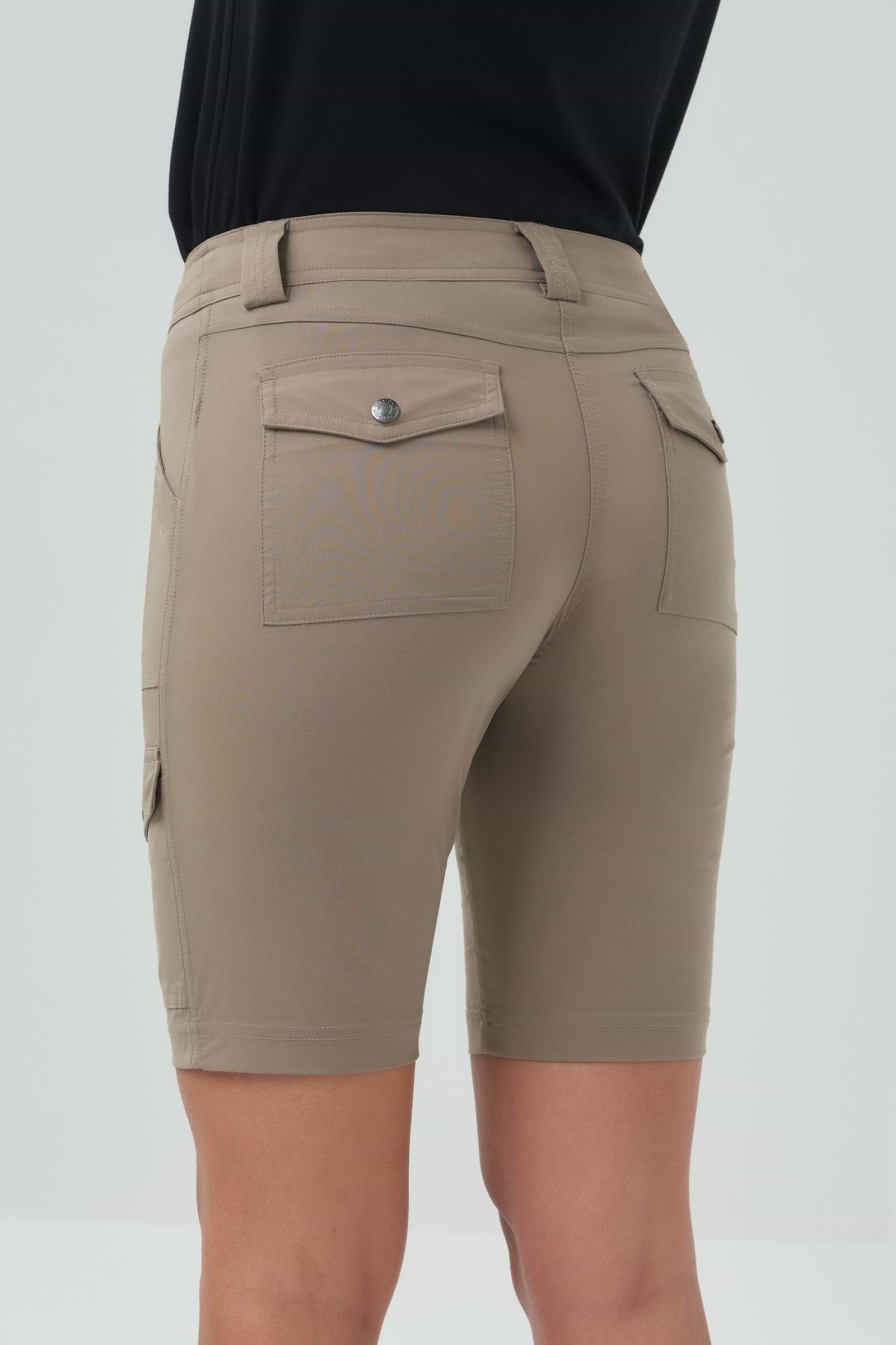 Khaki ||