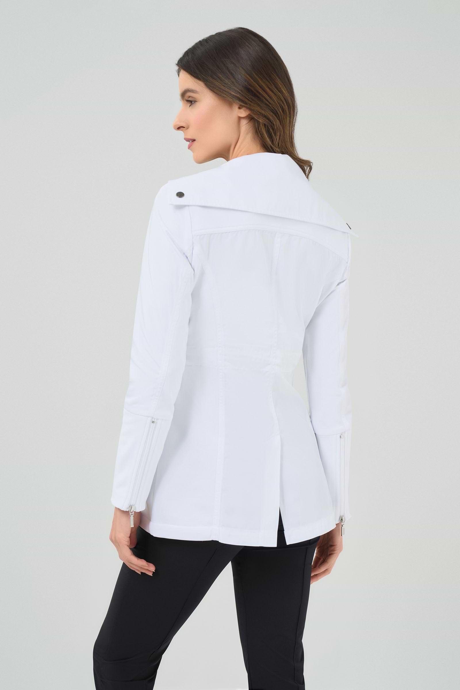 White ||