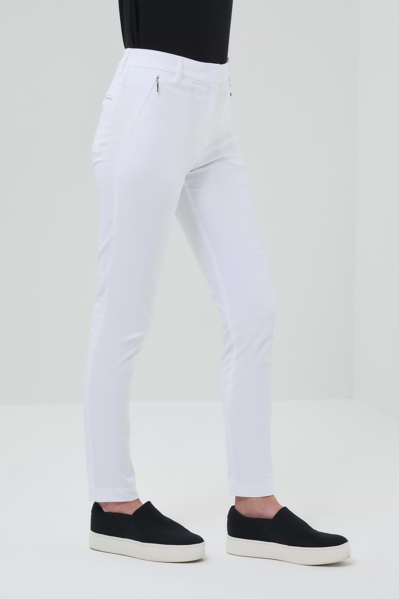 White ||