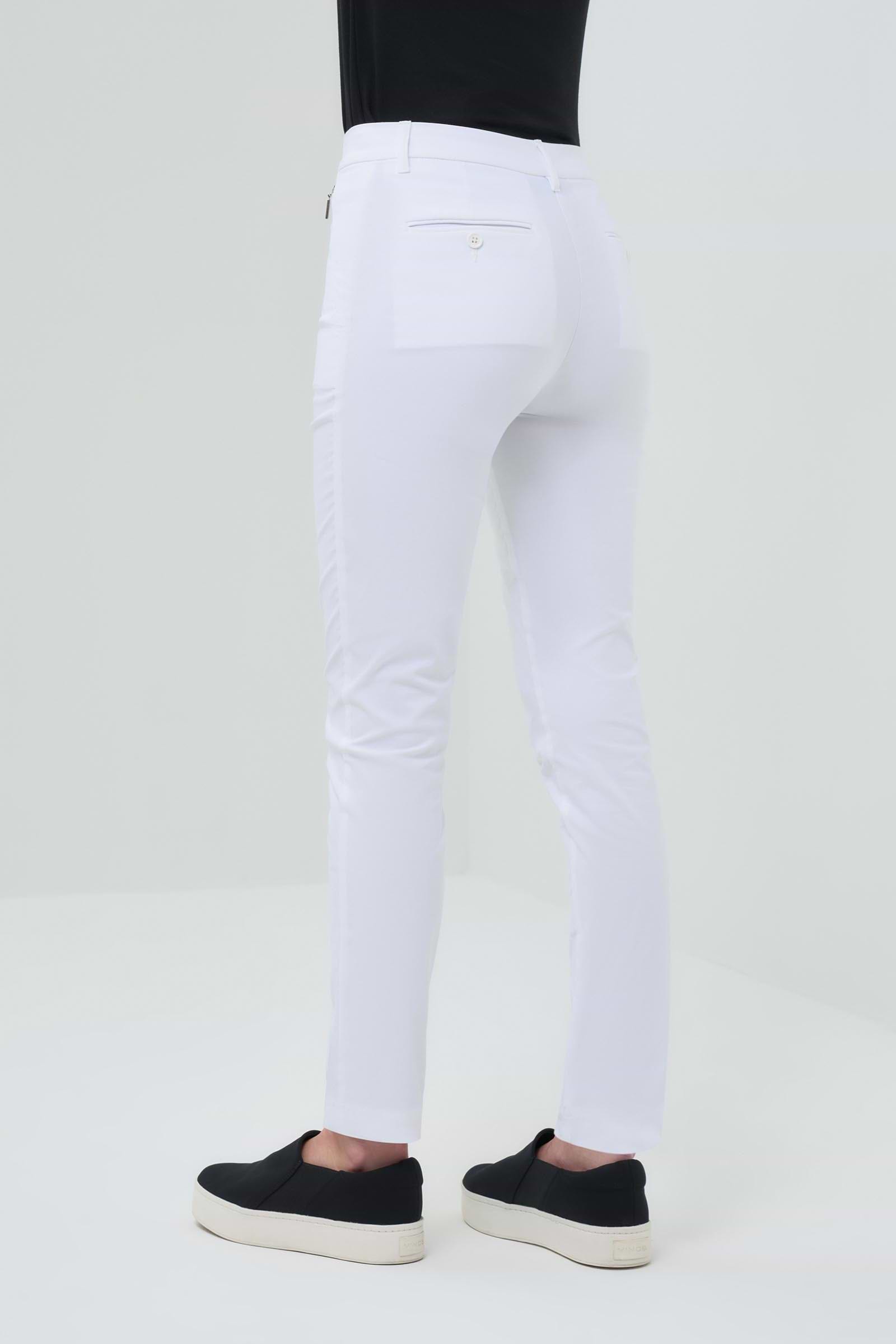 White ||
