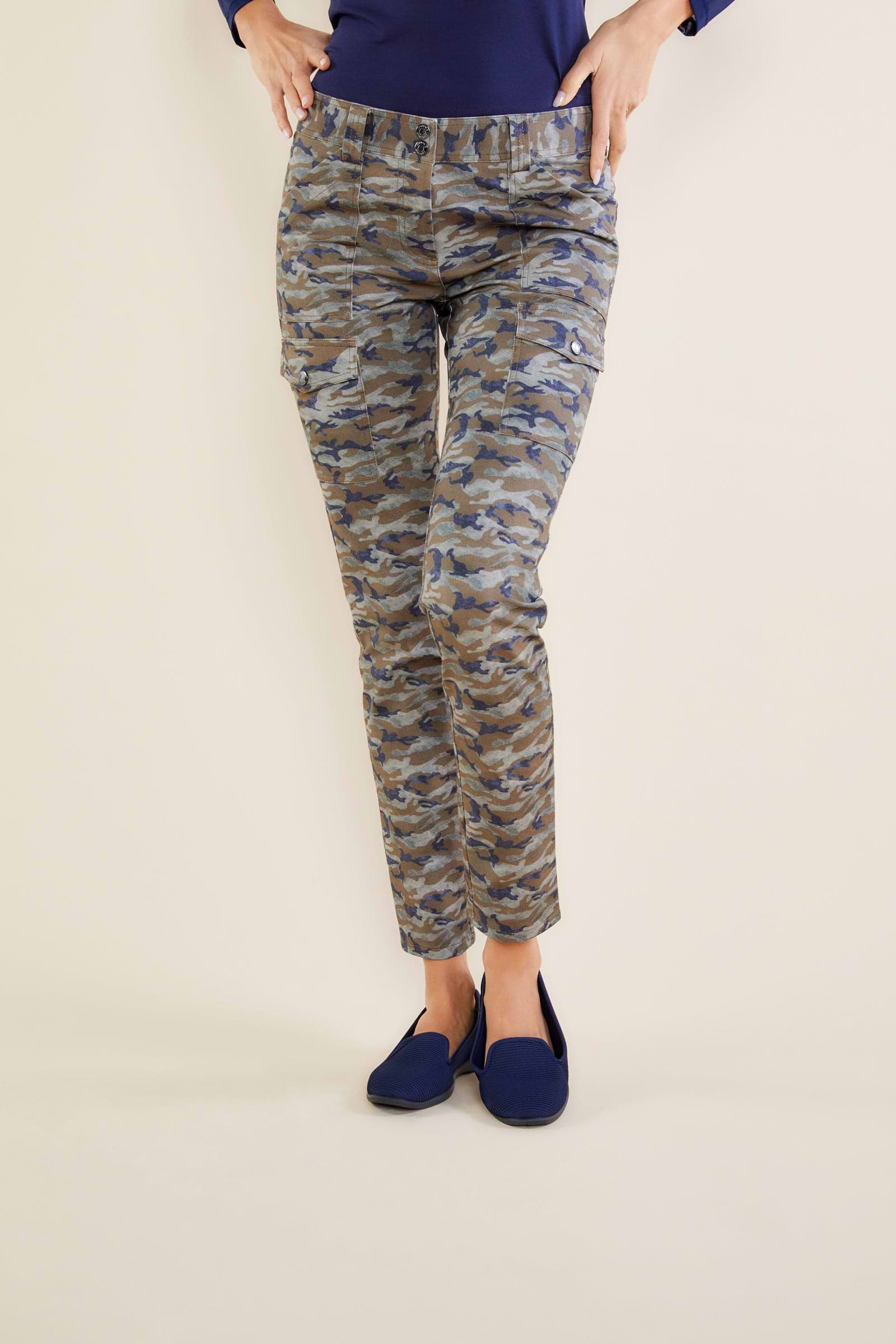 CAMOUFLAGE 2040||