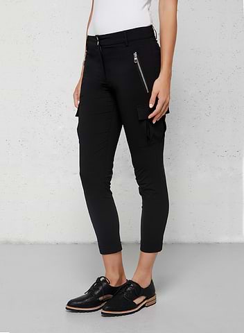 Travel Wardrobe Essentials Viva Cropped Cargo Pant