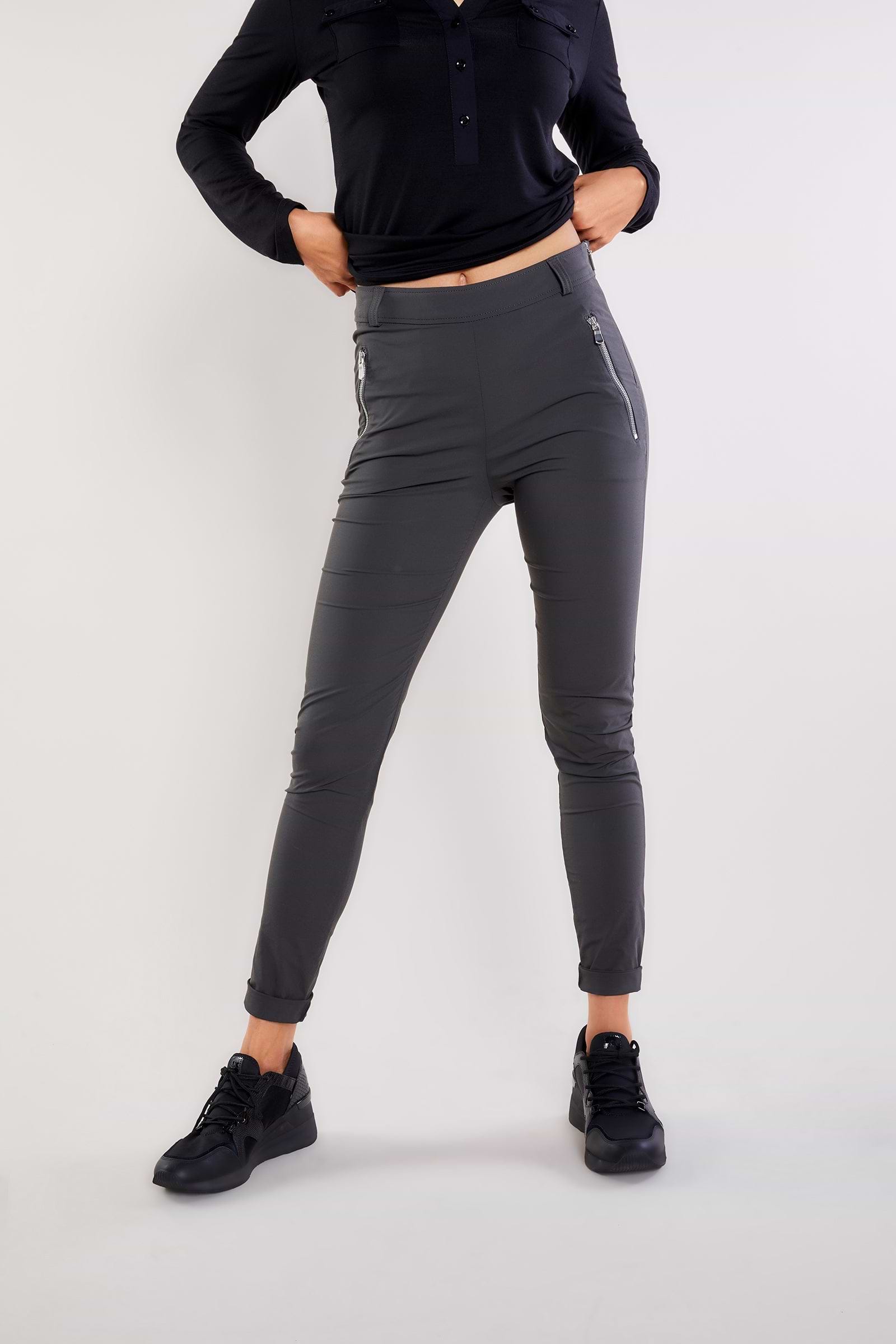 Grey||
