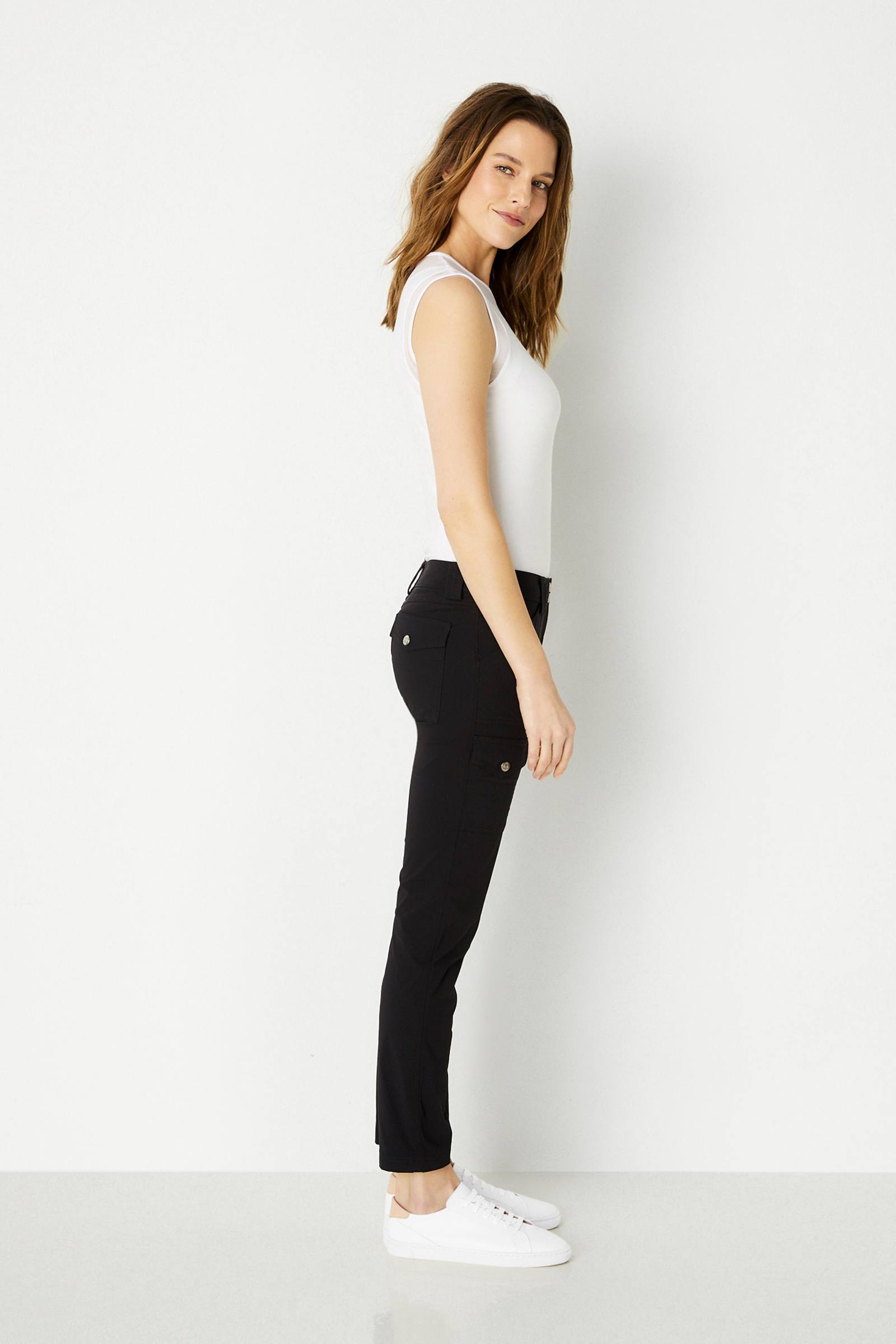 Black||
