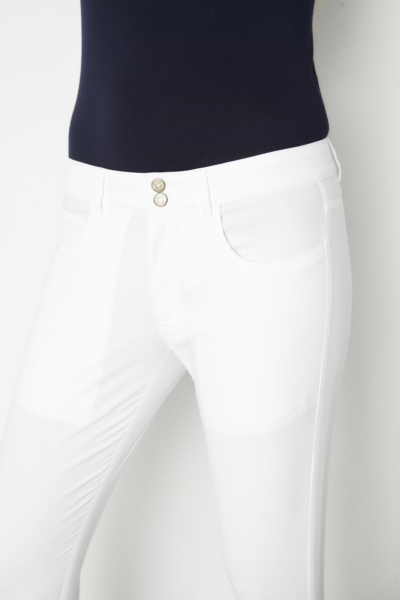 White||